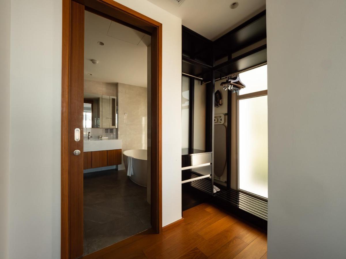 Beautiful With Pool In Laguna Phuket Apartment