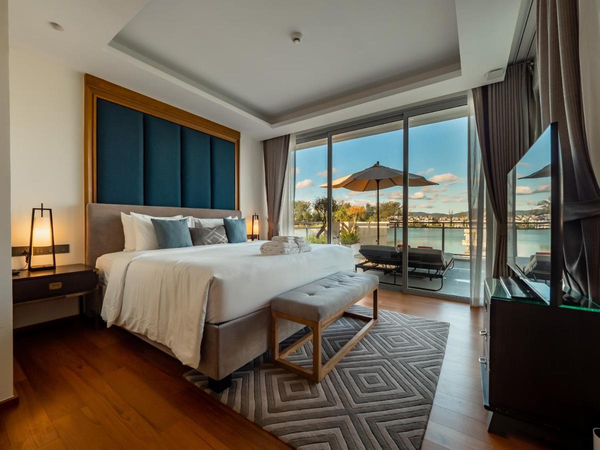 Beautiful With Pool In Laguna Phuket