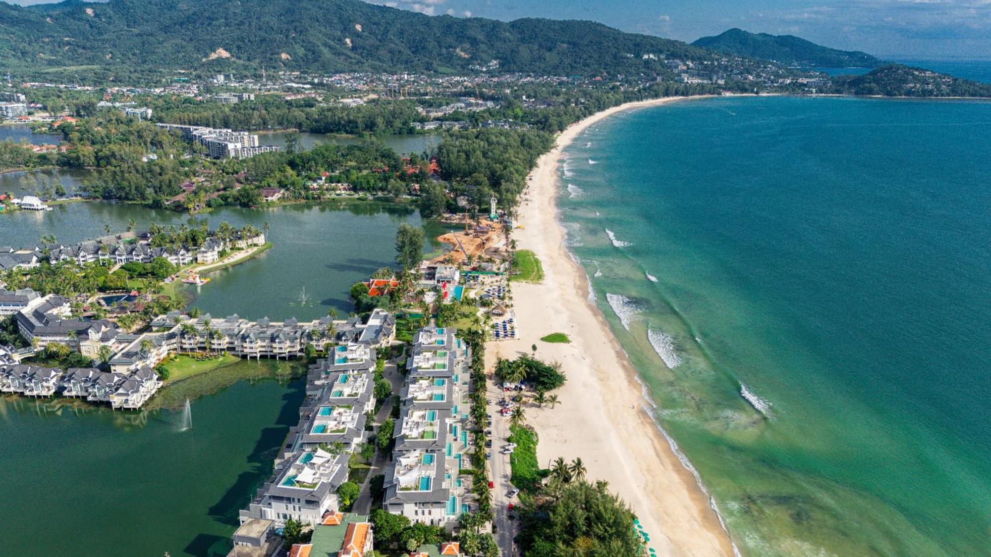 Beautiful With Pool In Laguna Phuket *